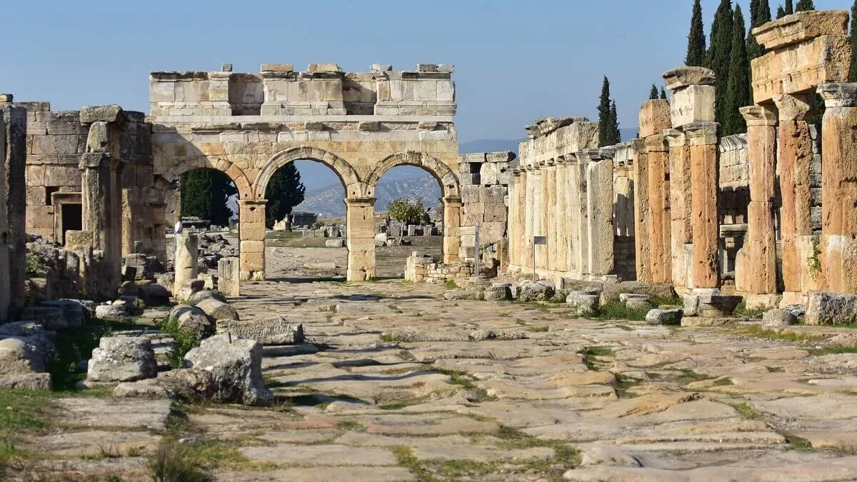 Pamukkale And Hierapolis Tour